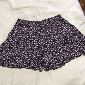 Cute flowy skirt